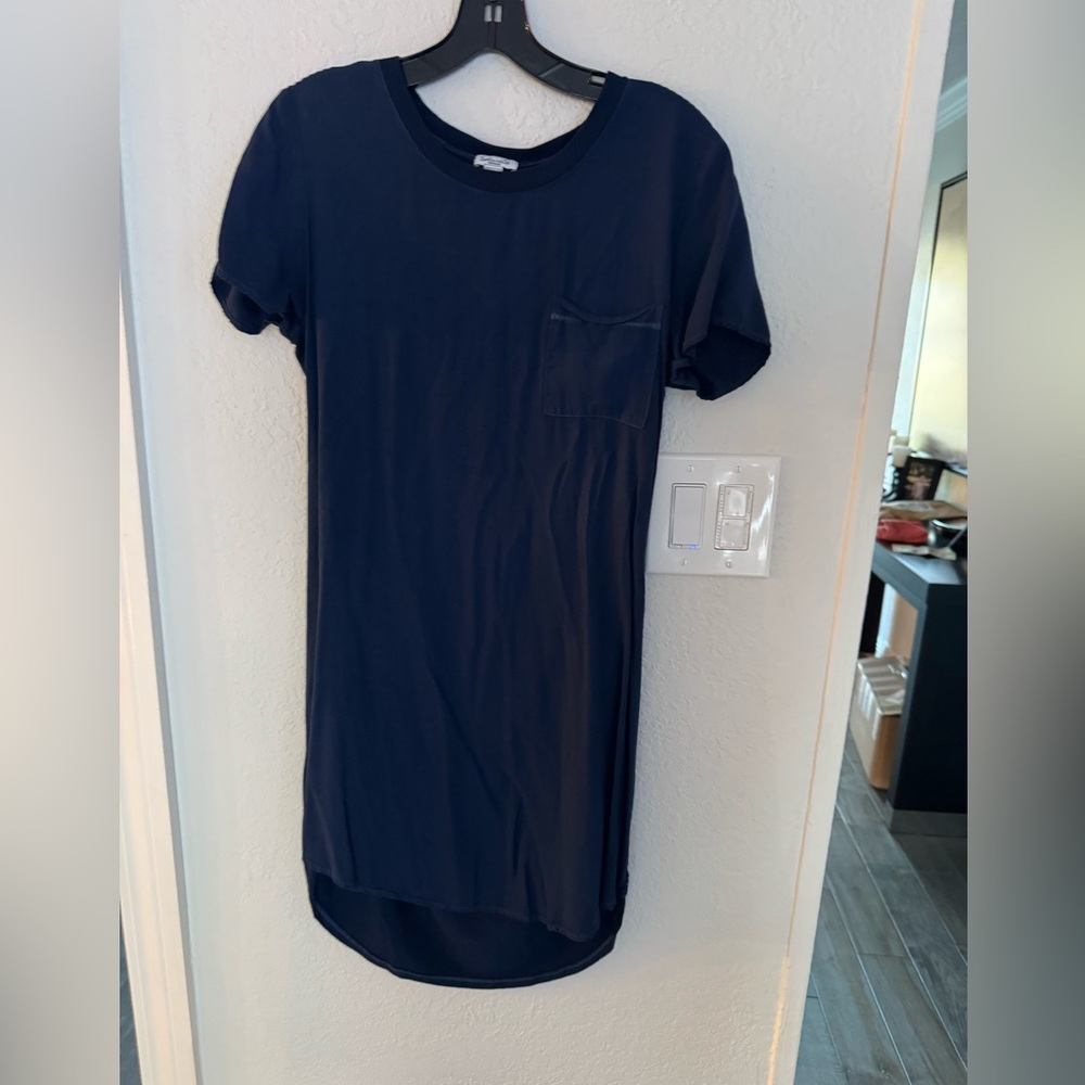 Splendid Navy stretch pocket tee dress, Medium